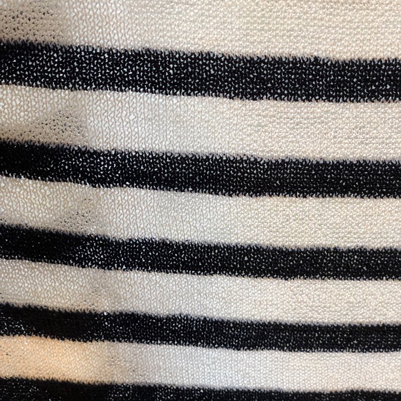 Size Small. Worn Once. Blue + White Cardigan 💙 - Picture 5 of 8